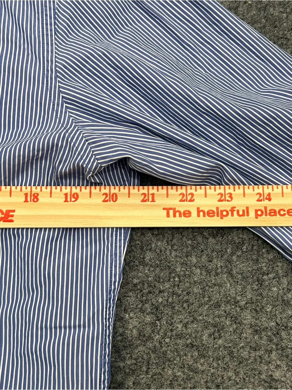 Banana Republic Men’s Long Sleeve Button-Up Shirt, Blue w/ White Stripes, Large